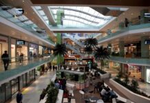 Athens Metro Mall interior