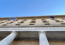 Bank of Greece building, source: Alex Yeung / Shutterstock.com
