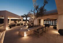 Paros, Crios beach bar