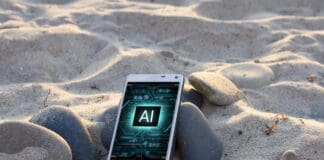 ΑΙ smartphone at the beach, source: Shutterstock