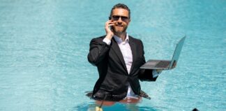 Worker on vacation, source: Shutterstock
