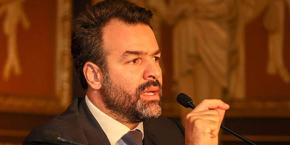 1500828-manolis_sigalas_930