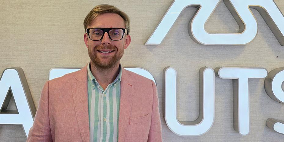 1506960-PAUL-ALEXANDER-CARR-PICKERING_930