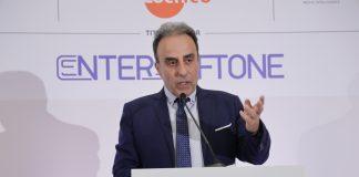 Finance awards, Πόλυγγερ Μ., θεσμικός χαιρετισμός στα #graf25