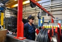 Πρόγραμμα κατάρτισης για 25.000 ανέργους με σύνδεση στις ανάγκες της βιομηχανίας