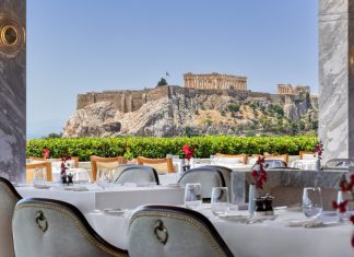 Αθηναϊκό Πάσχα στη Μεγάλη Βρεταννία, με αυθεντικές γεύσεις και εκλεπτυσμένες δημιουργίες GB Roof Garden