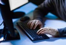 Πάνω από 1 εκατ. τραπεζικοί λογαριασμοί παραβιάστηκαν το 2025