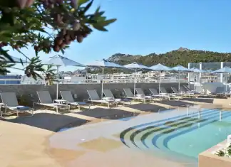Mavili Beach: Το καλοκαίρι στην Αθήνα έχει τη δική του παραλία
