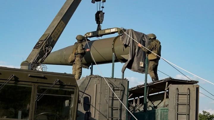 w09-65539russianuclearmissile