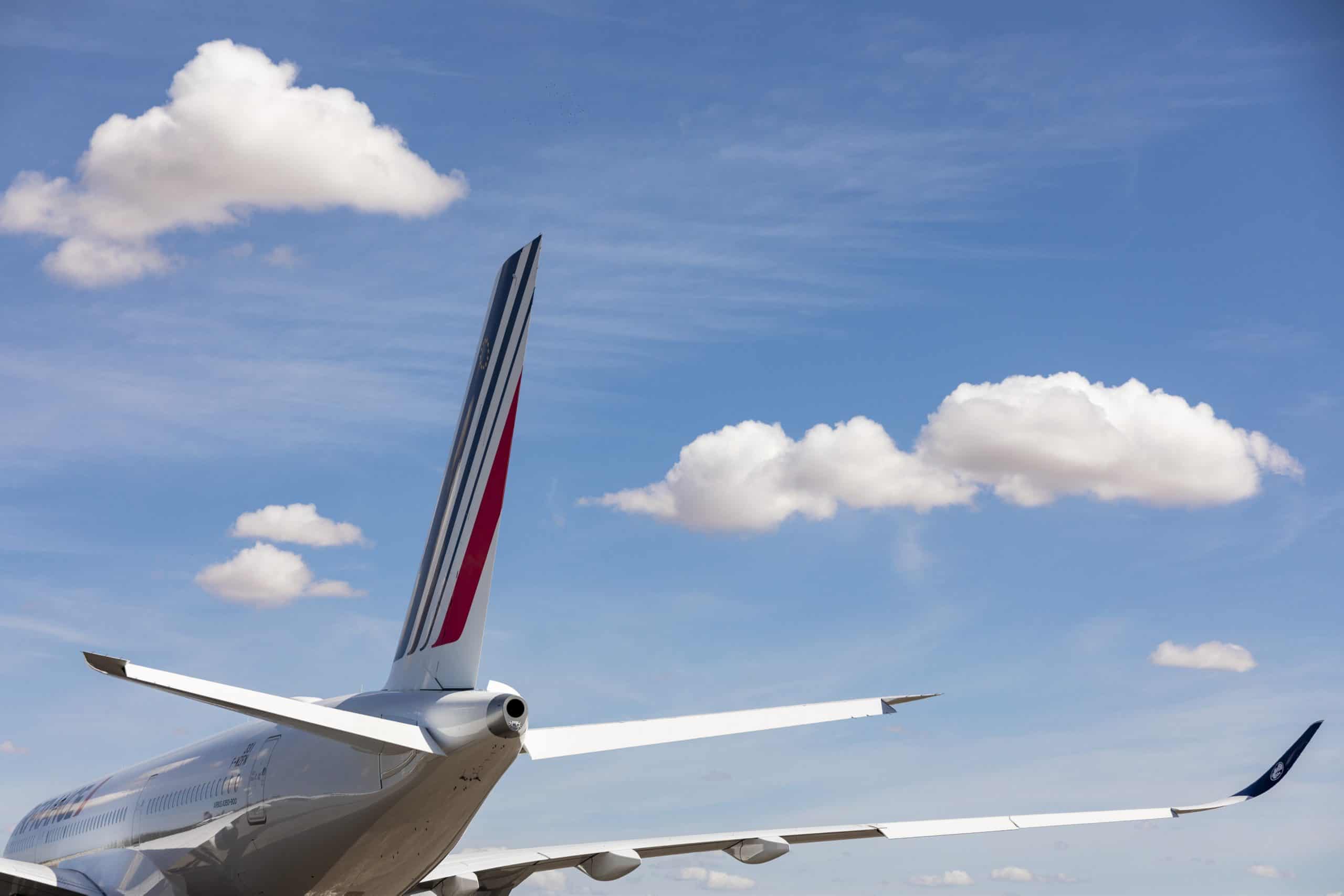 Airbus AF A350 (1)