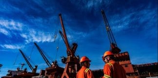 METLEN – Καράτζης: Εγκαίνια για τη μεγαλύτερη αυτόνομη μονάδα αποθήκευσης ενέργειας με μπαταρίες